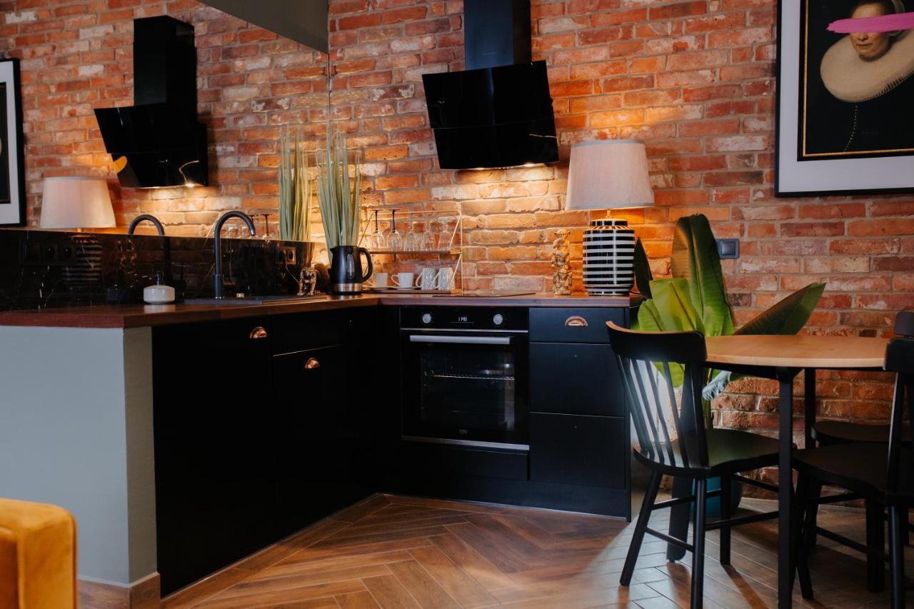 Apartamenty Zamkowe Centrum 克维曾 外观 照片