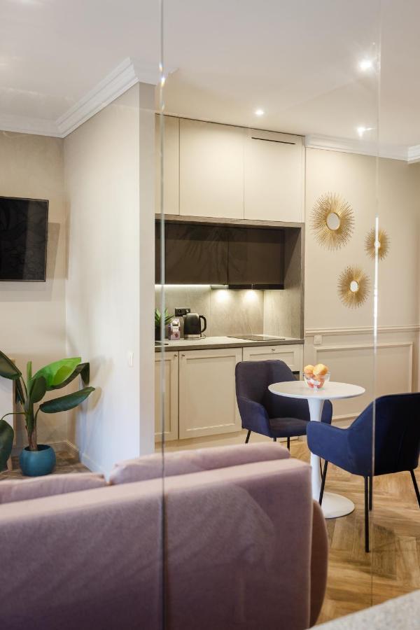 Apartamenty Zamkowe Centrum 克维曾 外观 照片